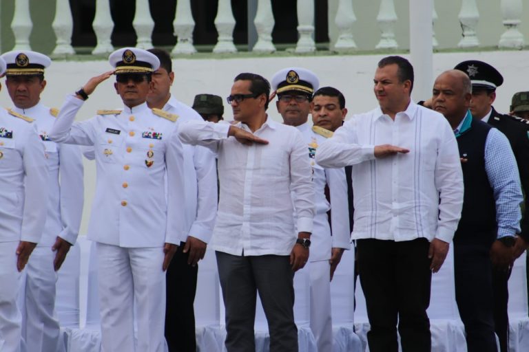 Acude Fiscal General a ceremonia de toma de posesión de Comandante de Sexta Región Militar Acude Fiscal General a ceremonia de toma de posesión de Comandante de Sexta Región Militar
