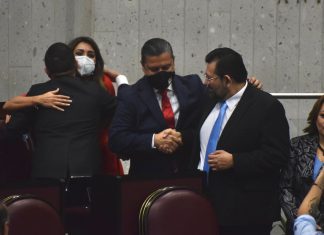 Rinden protesta diputados del PRI, como integrantes de la LXVI Legislatura del Congreso de Veracruz
