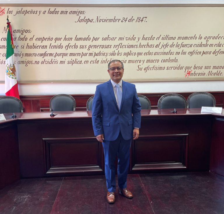 Principal reto del nuevo gobierno municipal es no defraudar la confianza de los xalapeños Principal reto del nuevo gobierno municipal es no defraudar la confianza de los xalapeños