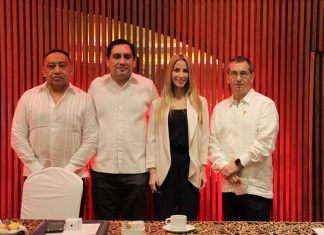 Los colegios de profesionistas contribuyen en el desarrollo económico y competitivo de Veracruz: Paty Lobeira