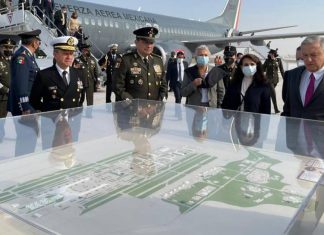 Un presidente necio, arrogante y que roba dinero de los mexicanos con un aeropuerto lleno de actos de corrupción