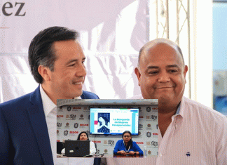 En SEGOB Veracruz los empleados hacen lo que quieren y lo permite Cuitláhuac García y Eric Cisneros