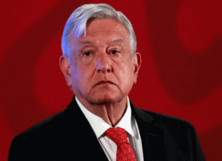 Es un honor, no estar con Obrador