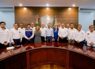 Boca del Río firma convenio con los Colegios Profesionales; hacia el desarrollo y bien común: Alcalde JM Unánue