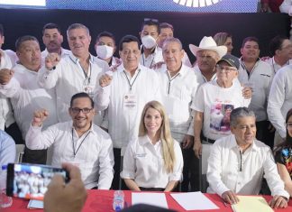 Trabajamos unidos sindicatos y gobierno municipal para mejorar las condiciones de los trabajadores y del Puerto de Veracruz: Paty Lobeira de Yunes