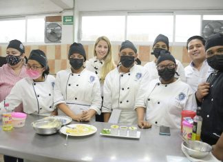 Realiza alcaldesa Patricia Lobeira de Yunes Feria Universitaria para jóvenes estudiantes