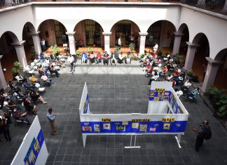 Expone Proyecto VEA obras pictóricas en Palacio Municipal