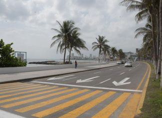 En tiempo récord se retiró la totalidad de las gradas del Carnaval de Veracruz