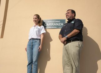 La alcaldesa Patricia Lobeira de Yunes da inicio al “Programa de Colocación de la Nueva Nomenclatura Urbana en Veracruz”