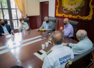 Reconoce Ayuntamiento de Xalapa labor del Cuerpo de Bomberos