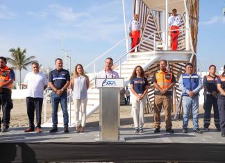 Inicia Alcalde JM Unánue la renovación de las torres guardavidas en playas de Boca del Río