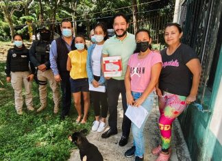 Entrega Ayuntamiento la primera de 500 alarmas vecinales