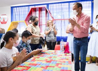 Clausura Alcalde Juan Manuel Unánue las clases gratuitas de inglés, francés y braille