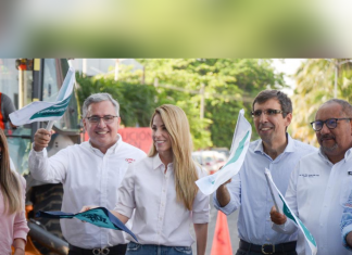Inicia la alcaldesa Patricia Lobeira de Yunes la obra de repavimentación en concreto hidráulico de la avenida 20 de Noviembre