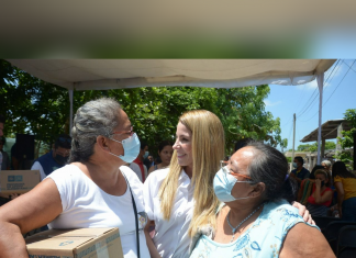 La alcaldesa Patricia Lobeira de Yunes continúa con el “Programa de Apoyo Alimentario Municipal Veracruz Sonríe”