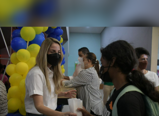 Alcaldesa Patricia Lobeira de Yunes lleva gratis al cine a niños de las escuelas de Veracruz