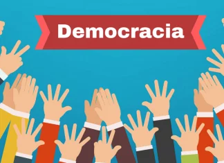 VIVENCIA ANECDÓTICA ENTRE DEMOCRACIA Y AUTOCRACIA
