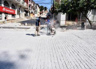 Avanzan trabajos de rehabilitación integral de la calle Clavijero