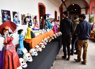 El Día de Muertos llega al Centro Recreativo Xalapeño