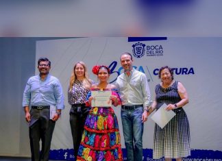 Clausura Alcalde JM Unánue el primer ciclo de talleres culturales en Boca del Río