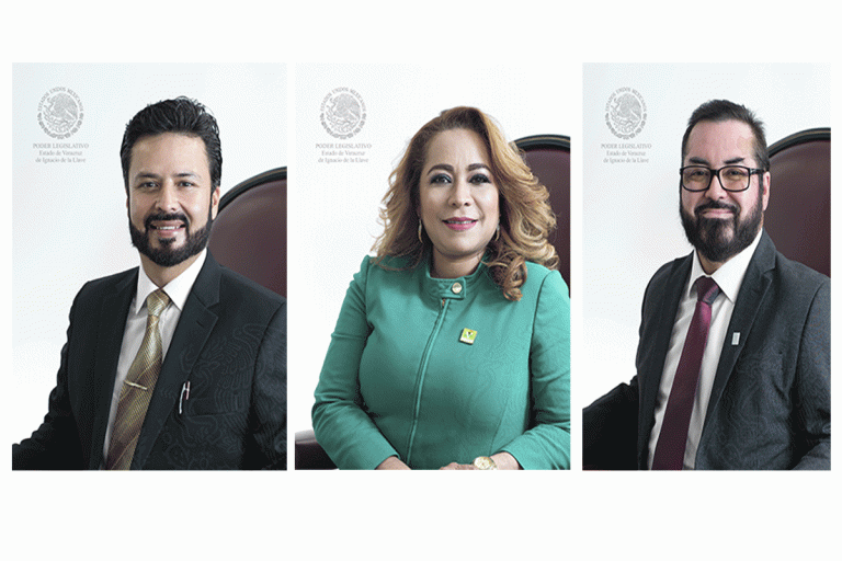 Ring de boxeo durante la reunión de diputados en el Congreso de Veracruz por la Cuenta Pública 2021 Ring de boxeo durante la reunión de diputados en el Congreso de Veracruz por la Cuenta Pública 2021