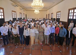 “Mejoramos el desempeño gubernamental y la eficiencia de los empleados municipales para brindar la mejor atención a los veracruzanos”: Paty Lobeira de Yunes