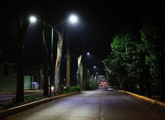 Cuenta Ayuntamiento con seis líneas telefónicas para recibir reportes de alumbrado público