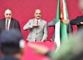 Asiste Presidente Municipal al desfile conmemorativo de la Revolución Mexicana