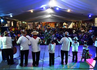 Con concurso de Rama Navideña concluye foro Vive tu Navidad