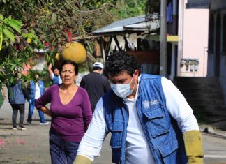 Lleva Salud jornada de descacharrización a la colonia Arroyo Blanco