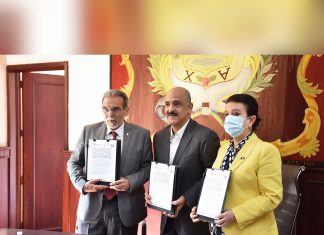Signan Ayuntamiento y UV Convenio de Colaboración por el desarrollo municipal