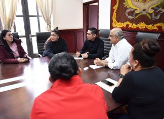 Desde temprano, atiende Ayuntamiento a la ciudadanía con política de puertas abiertas