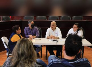 Atiende Ayuntamiento a vecinos de Santa Rosa