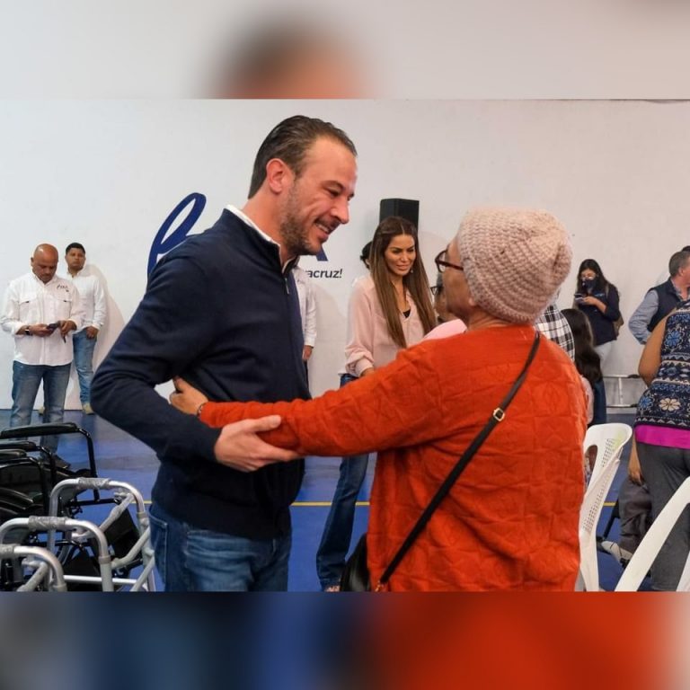 Ayudar a quienes más lo necesitan, prioridad del Alcalde JM Unánue Ayudar a quienes más lo necesitan, prioridad del Alcalde JM Unánue
