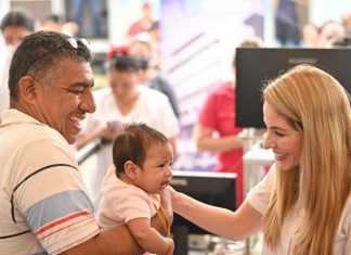 Paty Lobeira de Yunes lleva la “Feria de la Salud para la Mujer” al parque Los Pinitos