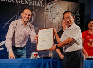 Entrega Alcalde JM Unánue reconocimientos a personal docente de la Escuela Federal José Azueta