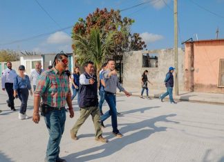 Supervisa Alcalde JM Unánue obras de drenaje y pavimentación en la Carranza