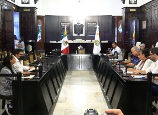 No podemos permanecer sentadas junto a un violador
