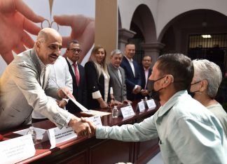 Formalizan su relación más de 300 parejas en programa de Bodas Colectivas