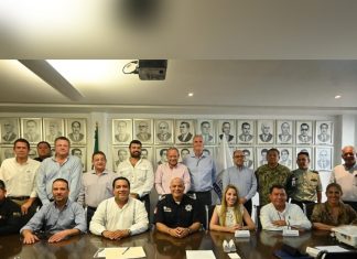 Participa la alcaldesa Paty Lobeira de Yunes en la “Primera Mesa de Seguridad 2023” de CANACO