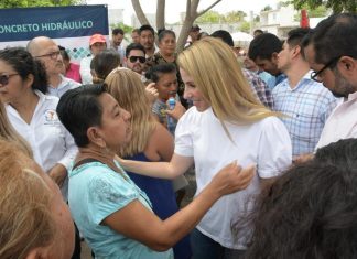 Alcaldesa Paty Lobeira de Yunes da inicio a la obra integral de pavimentación en concreto hidráulico de la Prolongación Río Medio, en la colonia Reserva IV