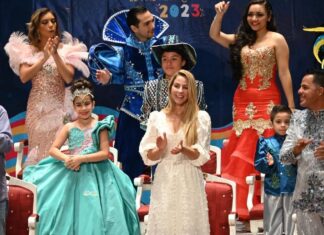 La alcaldesa Paty Lobeira de Yunes realizó la presentación oficial de la Corte Real electa del Carnaval de Veracruz 2023