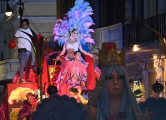 Lleno de espectadores y de alegría el Papaqui previo al Carnaval de Veracruz 2023