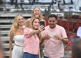 Artistas e Influencers en el Carnaval de Veracruz 2023: Paty Lobeira de Yunes