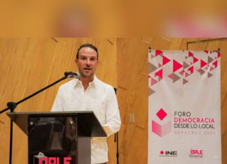Alcalde JM Unánue da la bienvenida al Foro “Democracia desde lo Local, Veracruz 2023”