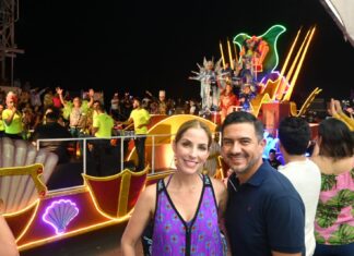 Lleno total en el Primer Gran Desfile del Carnaval de Veracruz 2023