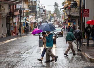 Exhorta PC a extremar precauciones por paso de Ondas Tropicales