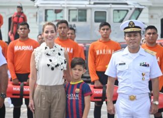 Paty Lobeira de Yunes, de manera conjunta con autoridades navales, dan el banderazo de inicio del “Operativo Salvavidas Verano 2023”
