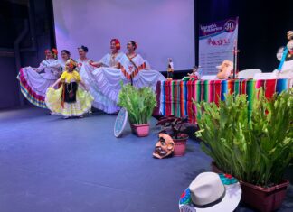 Presenta Ayuntamiento Festival Nacional Alegría Folklórica Xalapa 2023