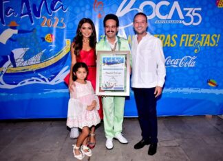 Corona Alcalde JM Unánue a la Doncella del Mar de las fiestas de Santa Ana 2023